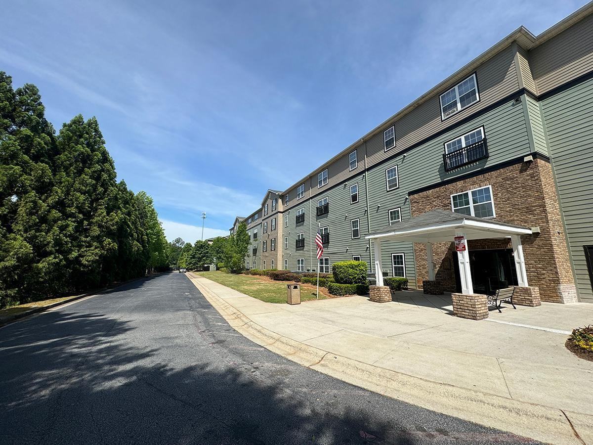 3907 Redwing Cir - Photo 4 of 8