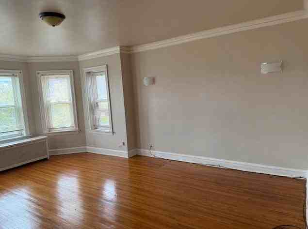 7845 S Cornell Ave ##3 - Photo 3 of 21