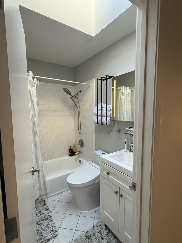 2125 Mason St - Photo 6 of 8