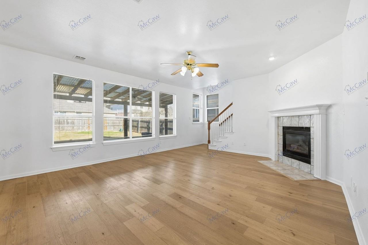 3833 Tidball Dr - Photo 6 of 35