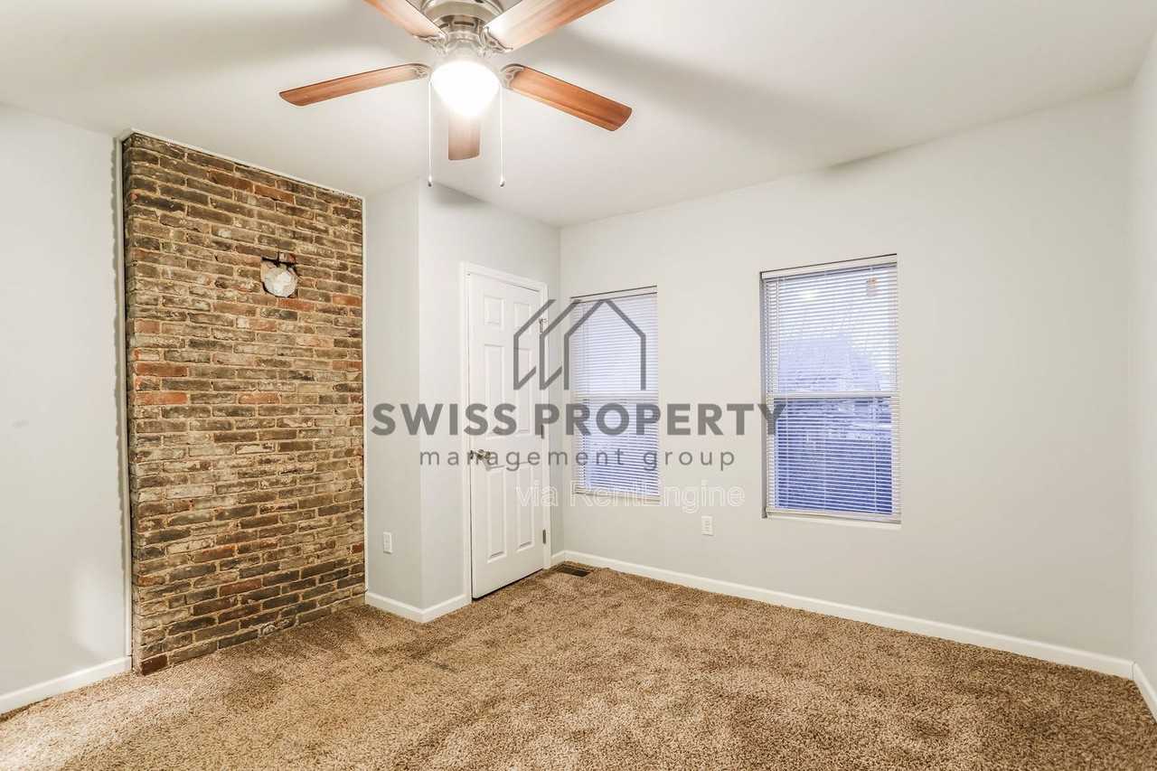 1751 S 8th St - Photo 3 of 19