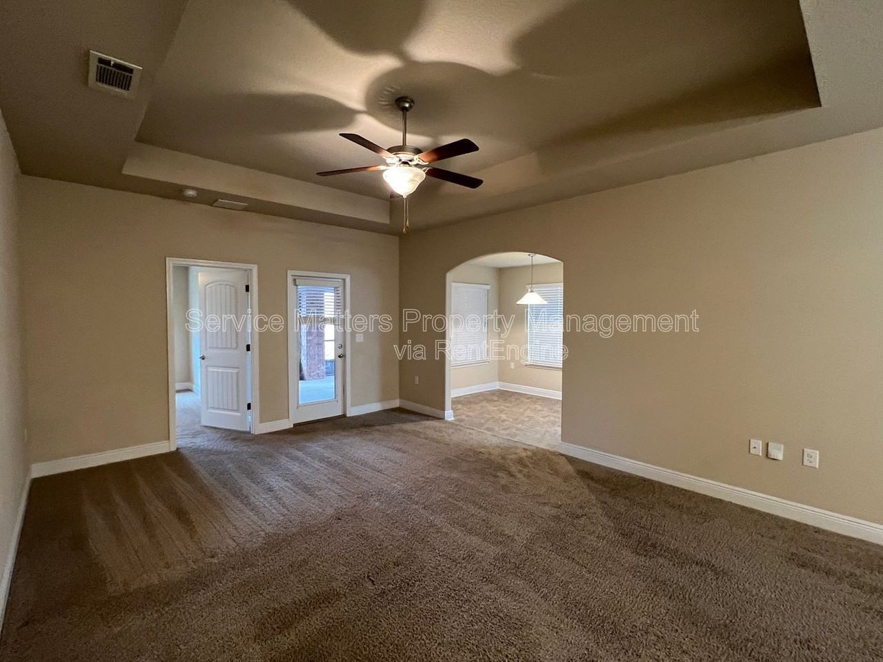 4736 Frances St - Photo 5 of 35