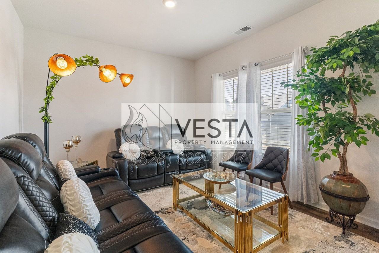 240 Ridgeview Ln - Photo 6 of 44