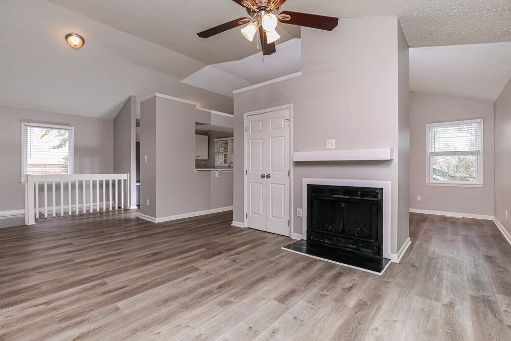 429 Dickens Dr - Photo 6 of 18