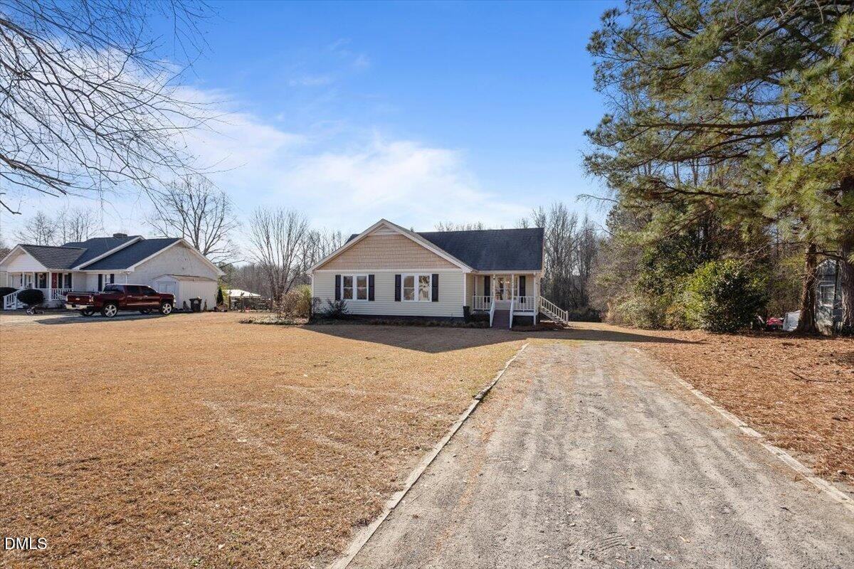 1334 Langdon Rd - Photo 2 of 35