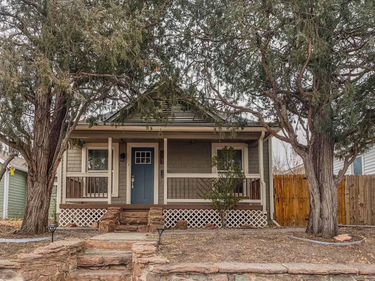 207 S El Paso St - Photo 7 of 14