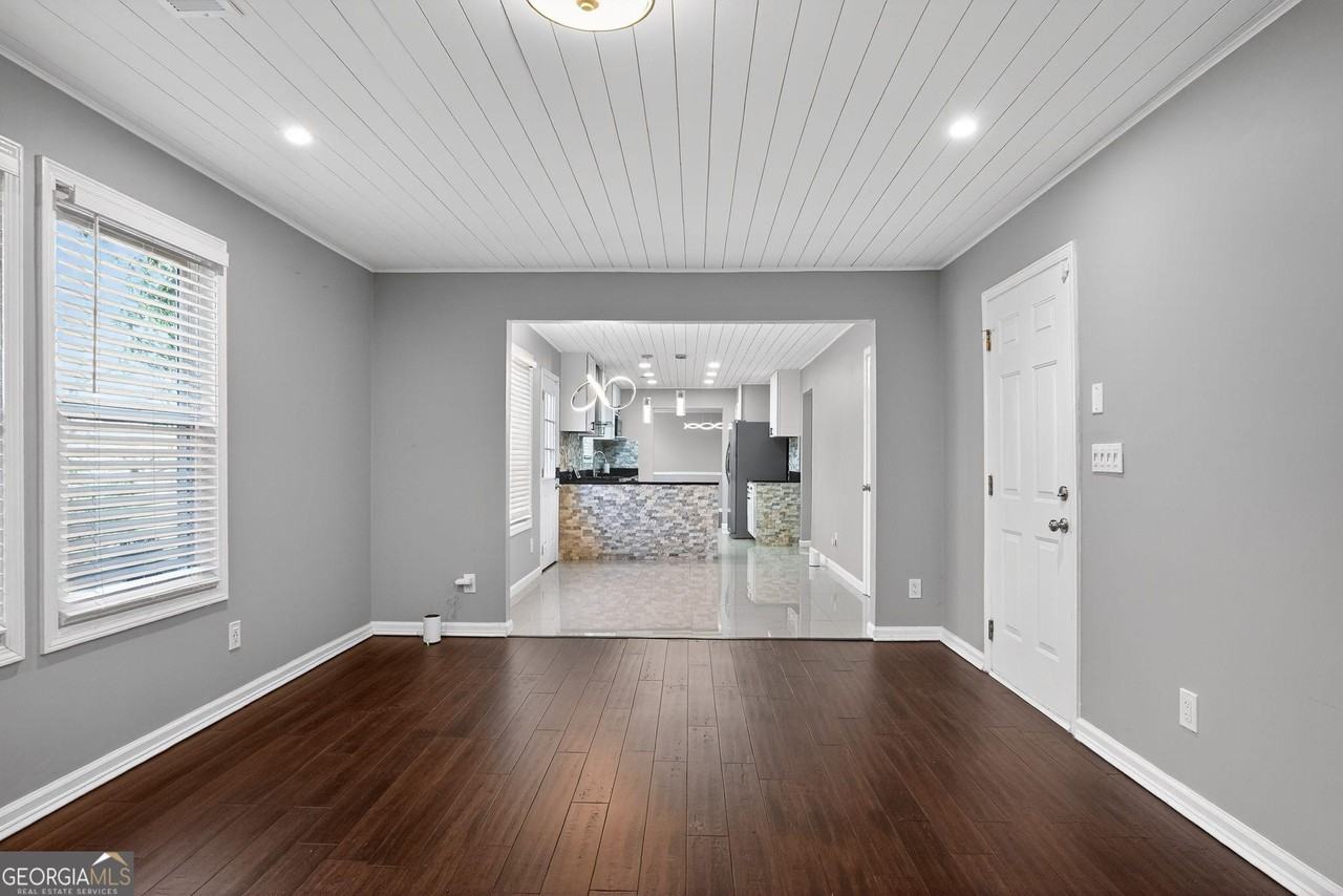 1234 Carriage Trace Cir - Photo 2 of 18