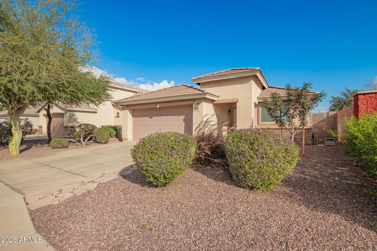 10950 W Mountain View Dr - Photo 3 of 36
