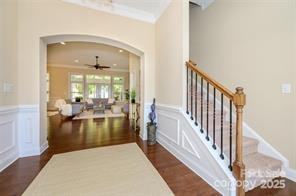 4406 Carrington Dr - Photo 3 of 41