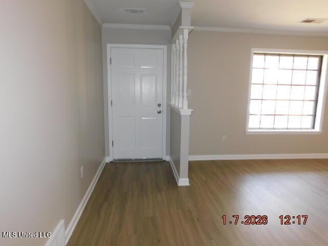 8278 Lake Shore Dr W - Photo 2 of 15