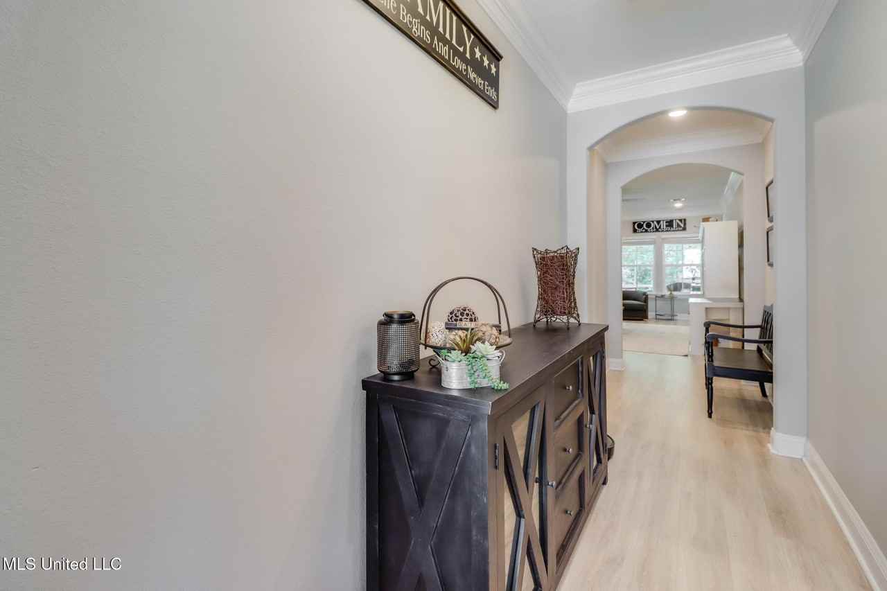 13229 Artisan Rd - Photo 3 of 31