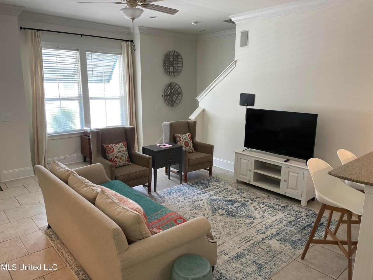 216 Carre Ct - Photo 4 of 16