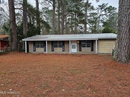 featured image of 3008 Willow Dr