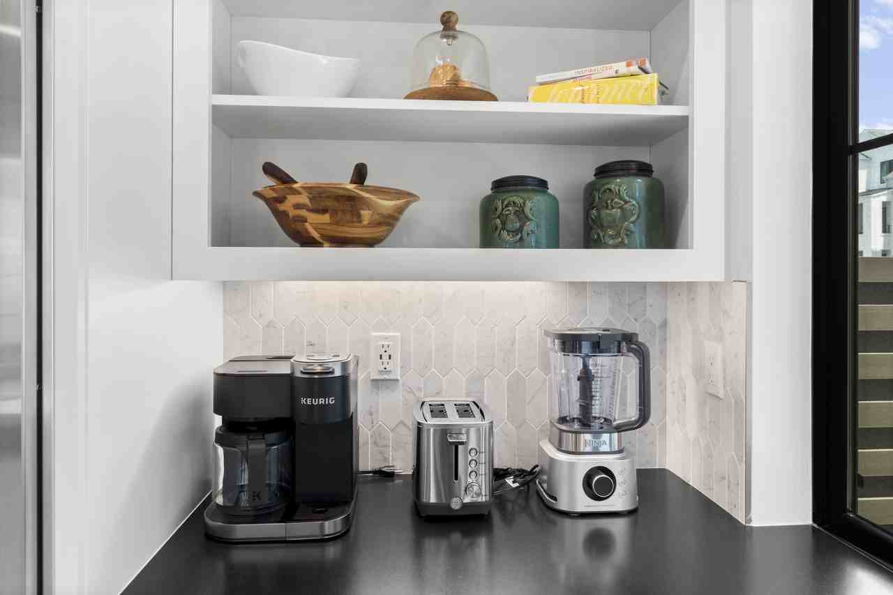 1210 Molara Ln - Photo 6 of 50