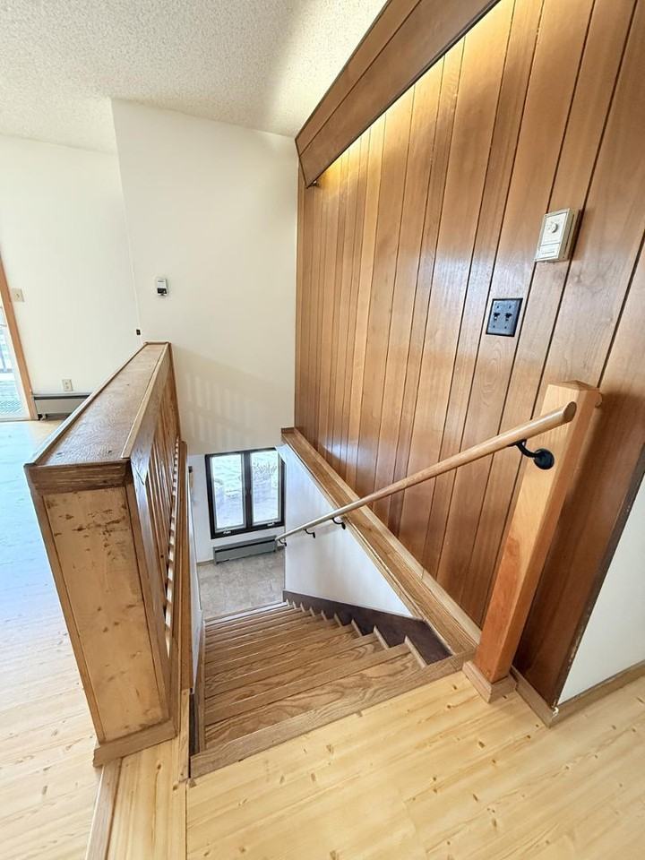 119 Indian Trail Rd - Photo 3 of 23