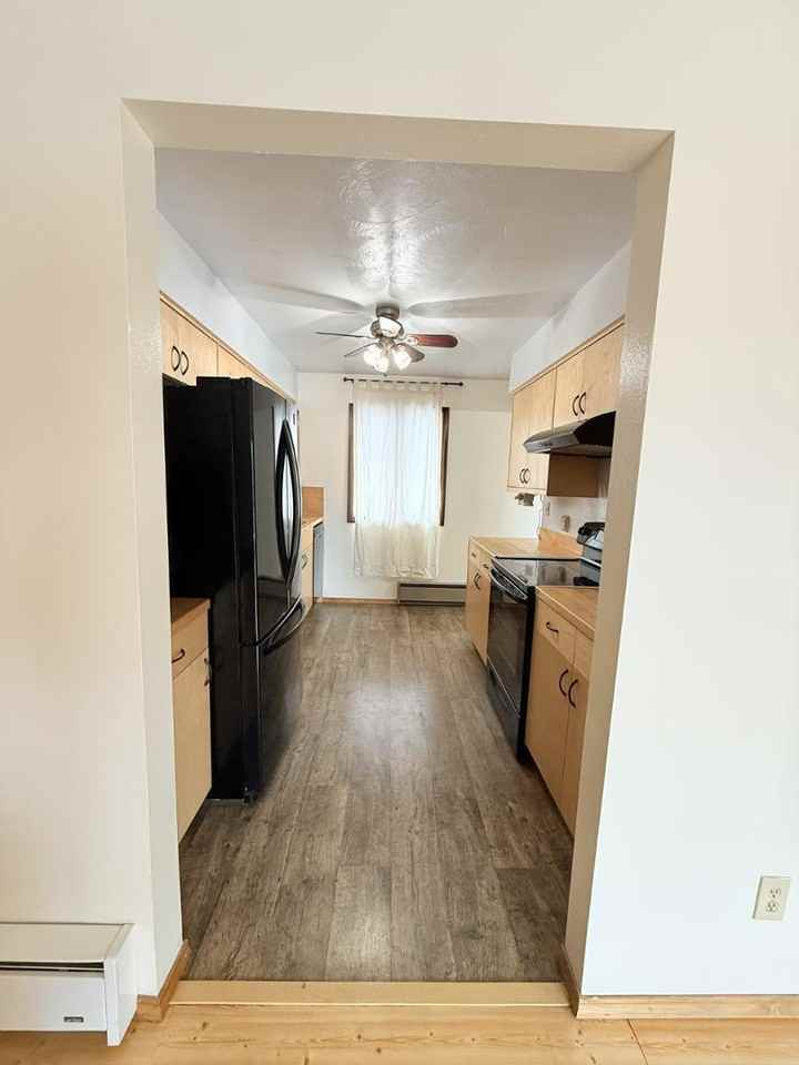 119 Indian Trail Rd - Photo 5 of 23