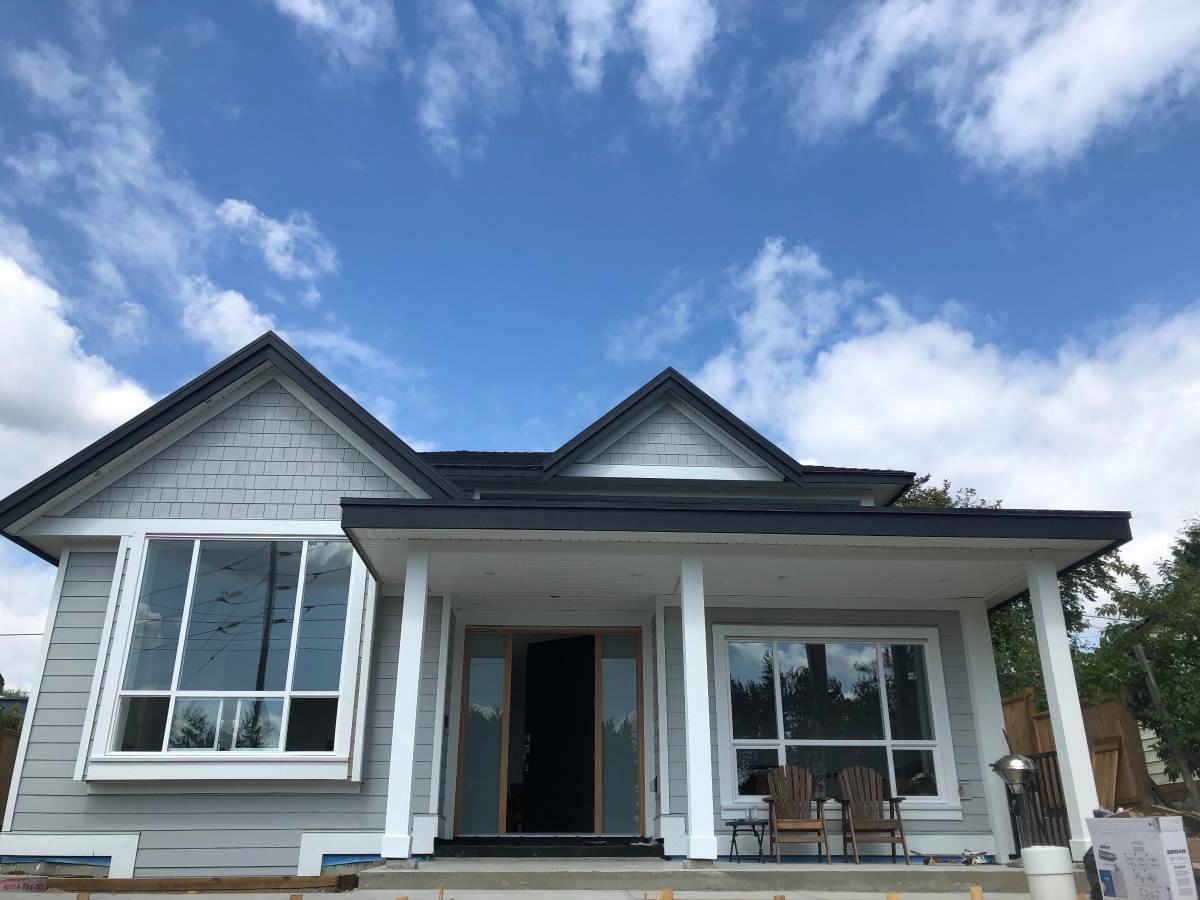 476 4th Street East - Photo 5 of 9