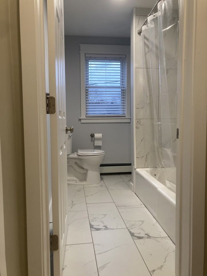 98 Lyman Ave #2-2ndFL - Photo 4 of 11