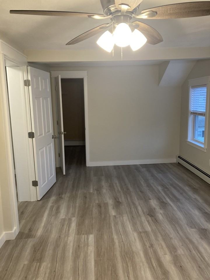 98 Lyman Ave #2-2ndFL - Photo 6 of 11