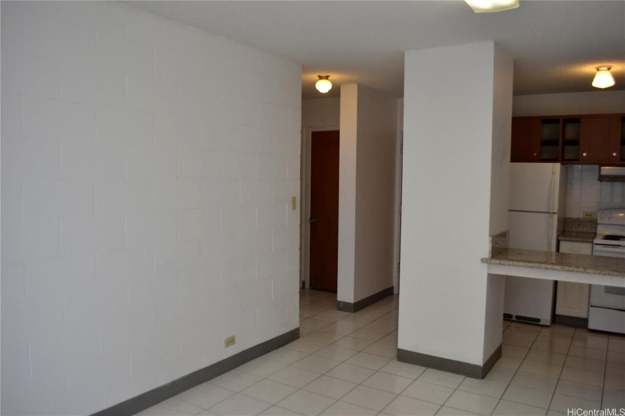 814 Kinau St #202 - Photo 2 of 14