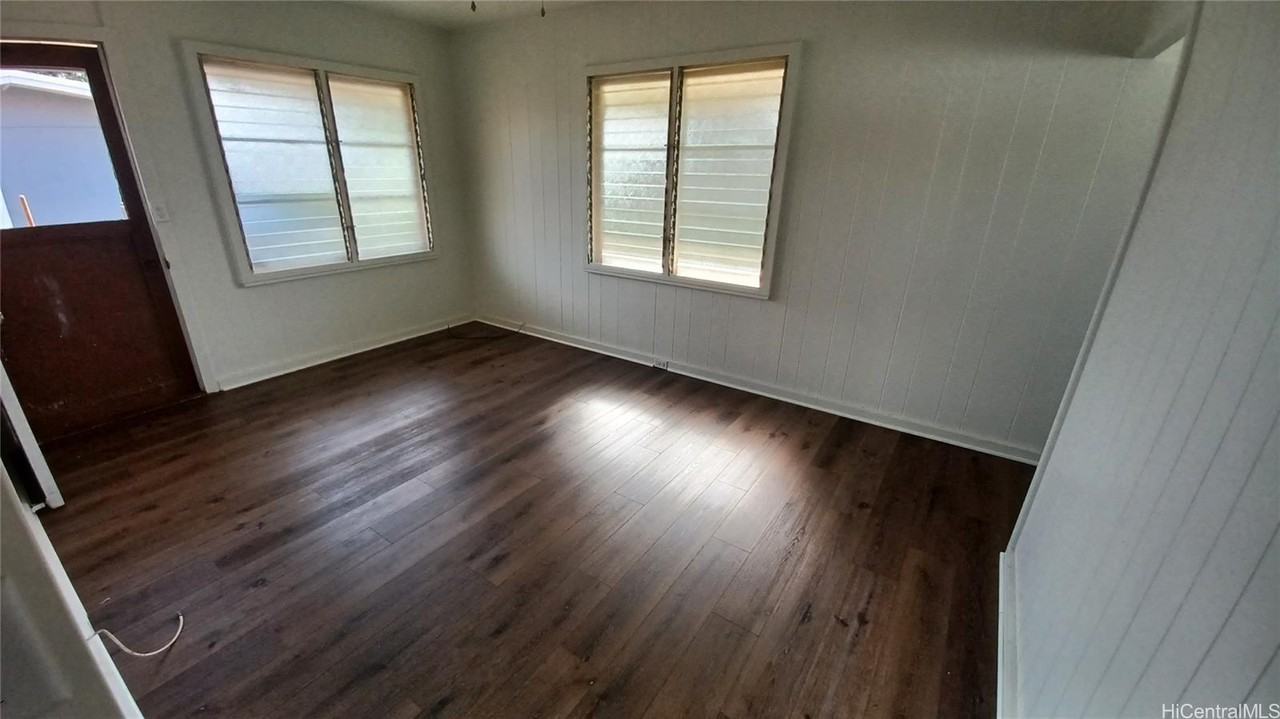 259 Kuahiwi Ave #B - Photo 2 of 8