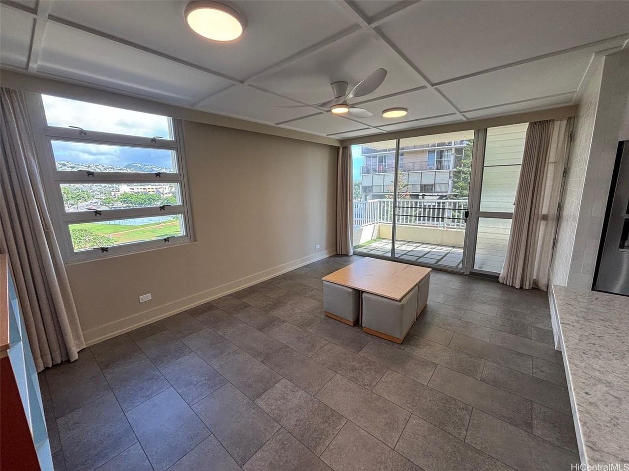 2740 Kuilei St #602 - Photo 5 of 13