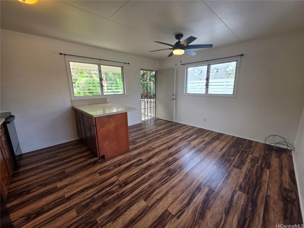 255 Maluniu Ave #A - Photo 6 of 11