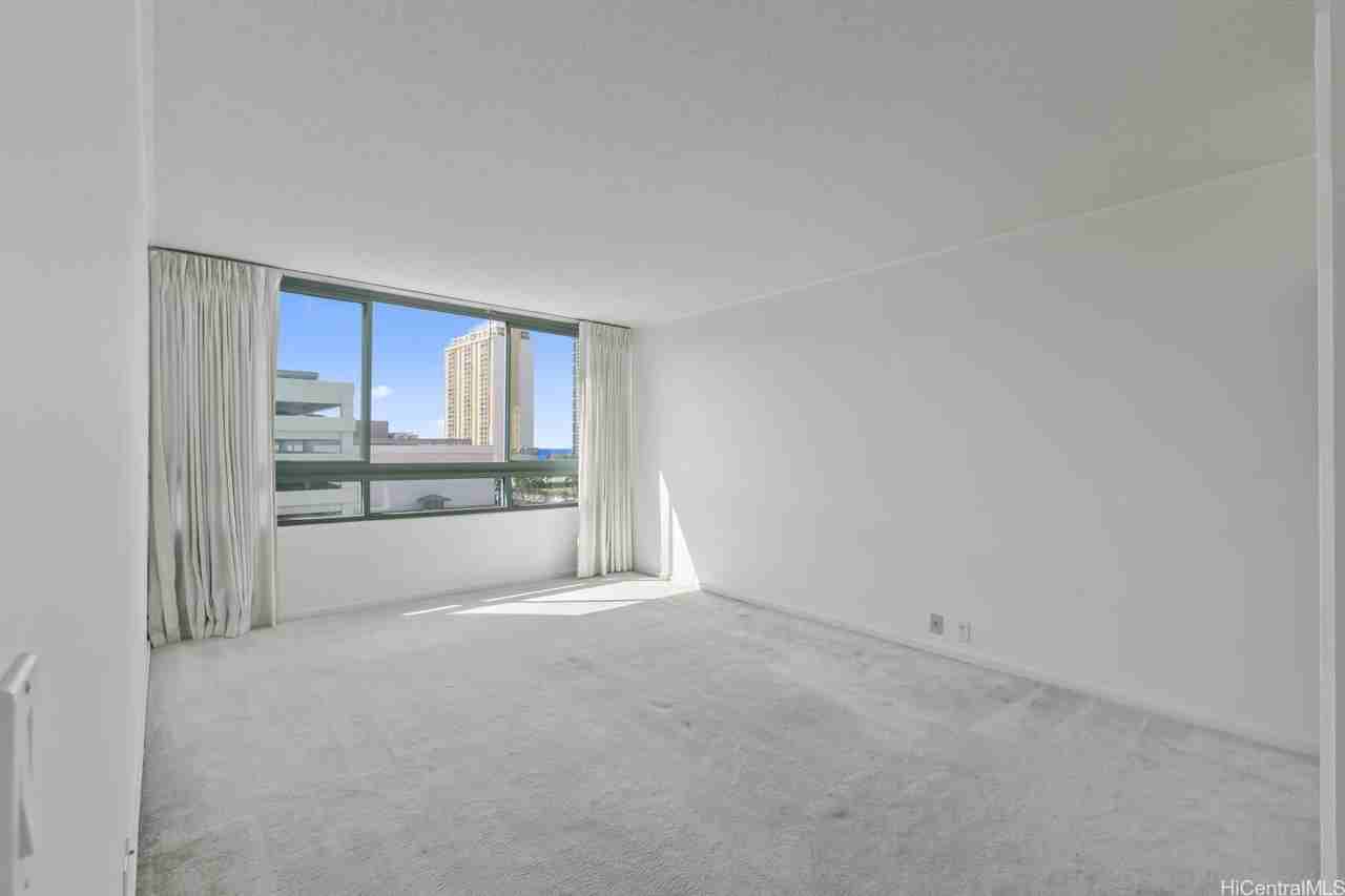 1341 Kapiolani Blvd #10C