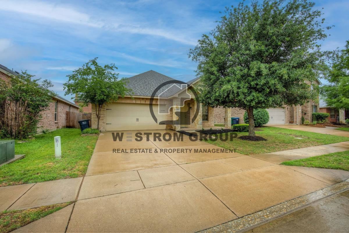 5829 Deck House Rd - Photo 2 of 10