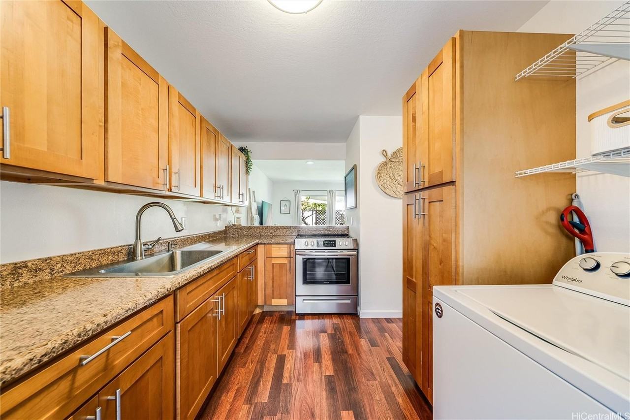 92-984 Panana St #10 - Photo 4 of 24