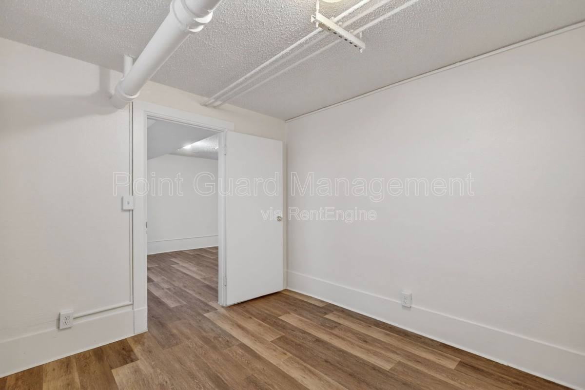 500 S Dakota Ave #20 - Photo 6 of 10