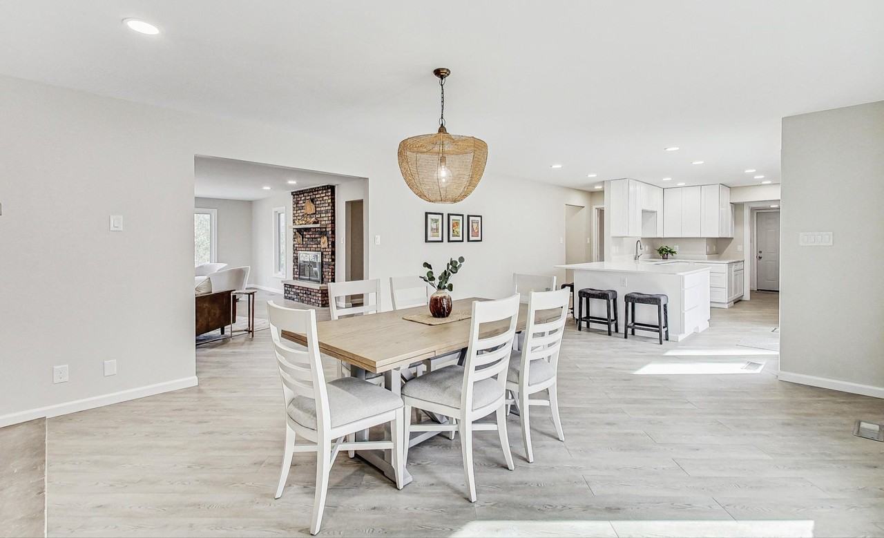 22 Chrismar Rd - Photo 7 of 26