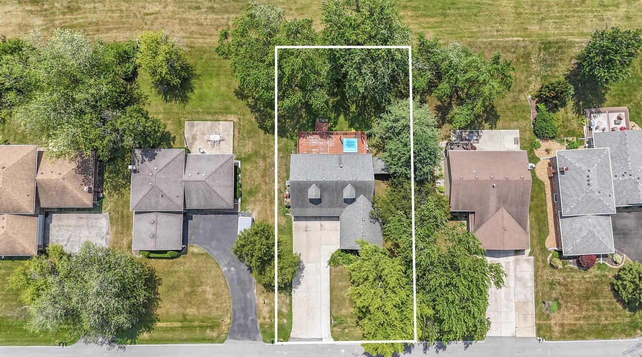 4213 Glen Oaks Dr - Photo 4 of 26