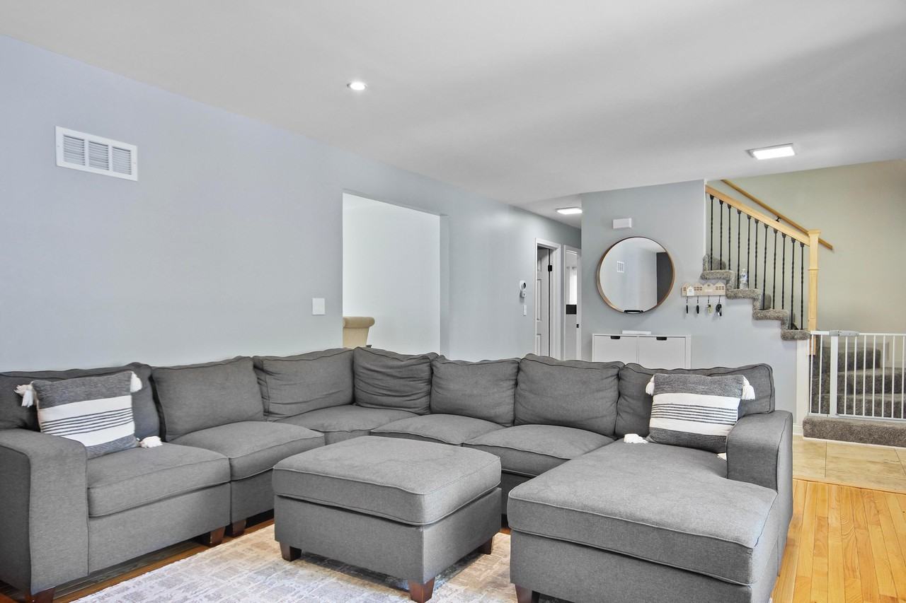 4213 Glen Oaks Dr - Photo 7 of 26