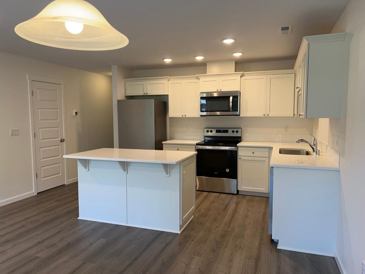 10 Taryn Ct - Photo 7 of 28