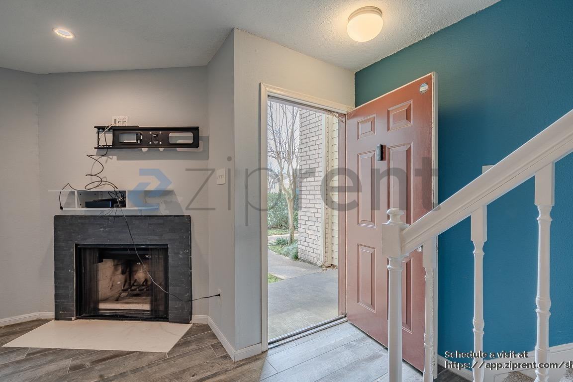 2120 El Paseo St #3001 - Photo 4 of 23