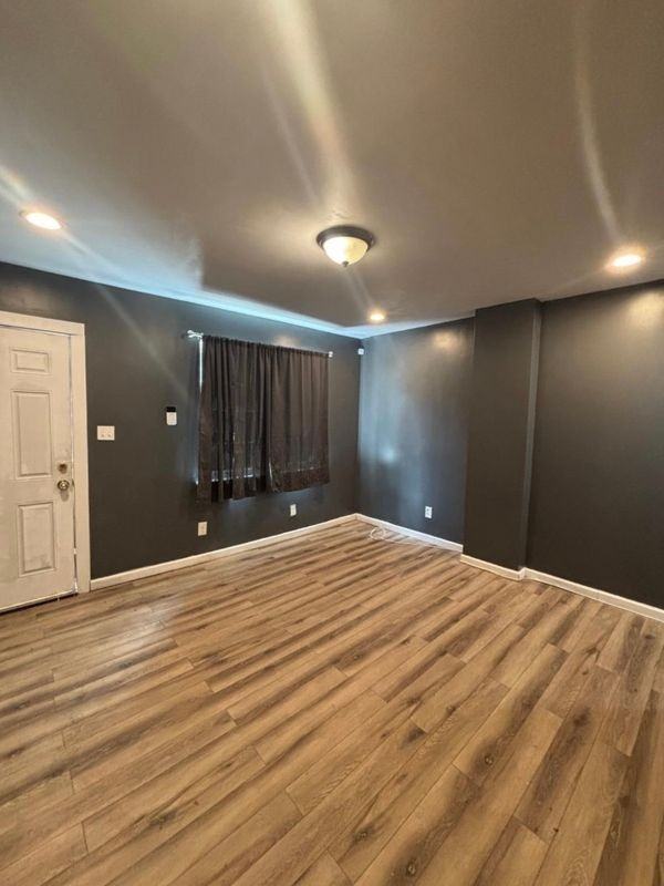 73 E Cosgrove St - Photo 2 of 20