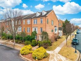 featured image of 9401 Dunraven St