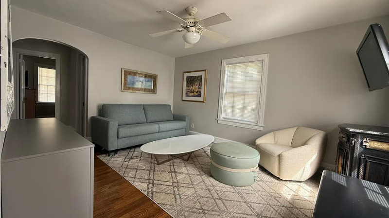 801 5th Ave - Photo 2 of 14