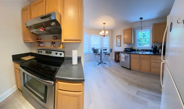 801 5th Ave - Photo 5 of 14