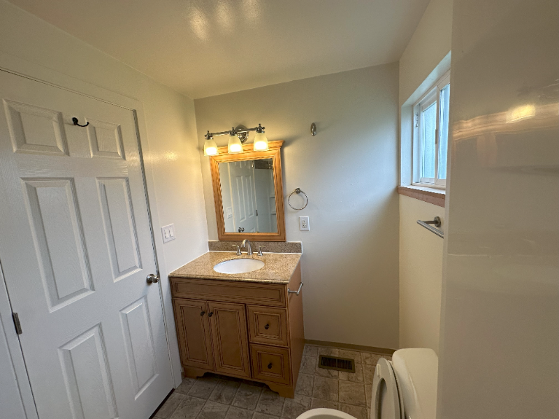 2324 Walnut St - Photo 6 of 31