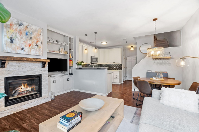 660 N 2nd St #104 - Photo 2 of 14