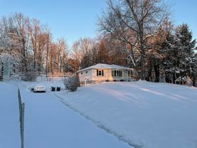 4 Maplewood Dr - Photo 1 of 1