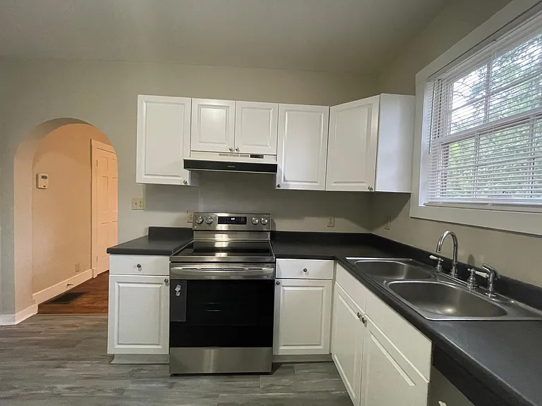 3587 Midway Rd - Photo 2 of 16