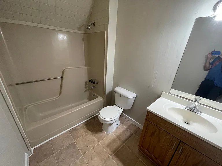 3587 Midway Rd - Photo 4 of 16