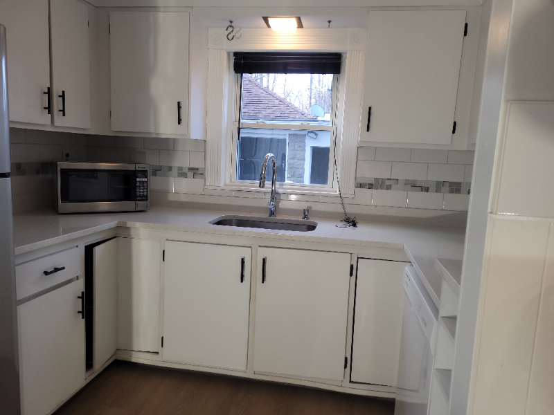 37 Byron St #1 - Photo 2 of 14