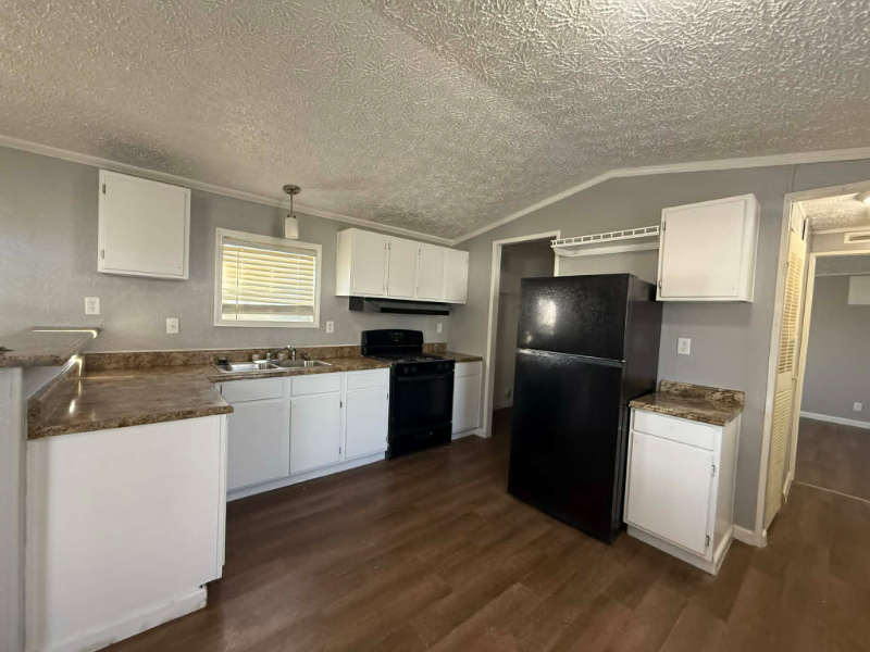 1236 N Oaklane Rd #296 - Photo 2 of 9