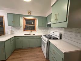 featured image of 2940 N Natoma Ave