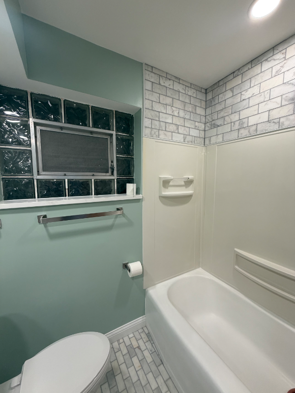 2940 N Natoma Ave - Photo 5 of 9