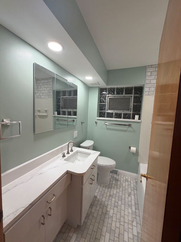 2940 N Natoma Ave - Photo 6 of 9